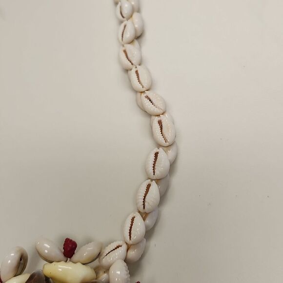 Tahiti Disk Warrior Shell Lei Circa 1980 FROM PRIVATE COLLECTION - Picture 3 of 12